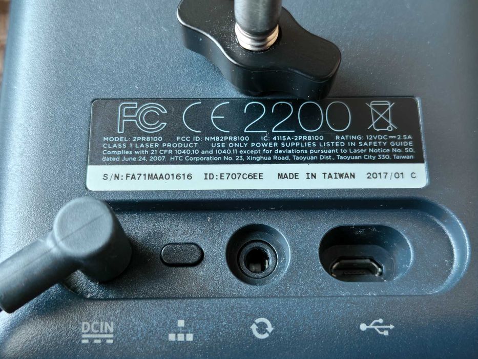 VR Шолом HTC Vive — ПОВНІСТЮ РОБОЧИЙ комплект (1 базова станція)