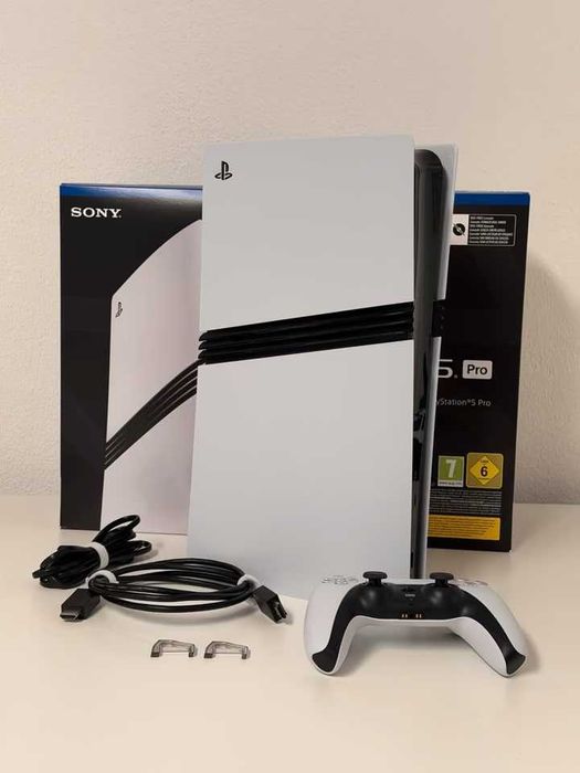 PS5 Pro 2 TB, stan jak nowa