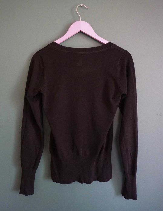 Sweterek sweter Mrówka 38 M dopasowany czarny ciemny pulower basic