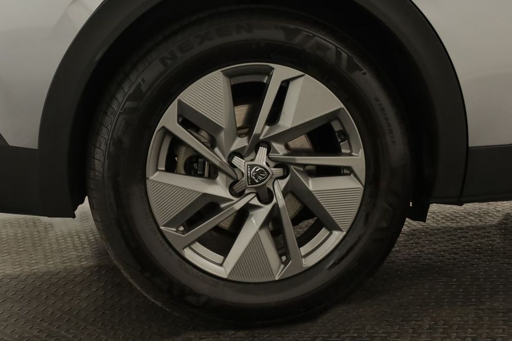 Peugeot 408 1.6 Hybrid Allure e-EAT8