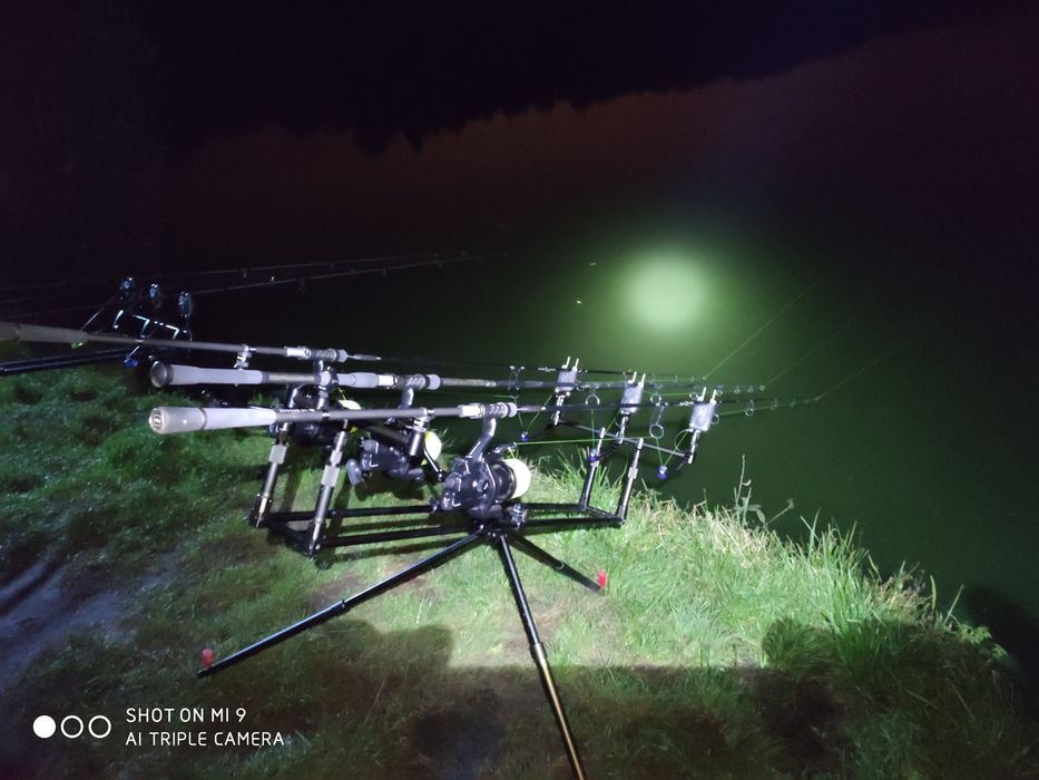 Prologic quasar k1 2 sztuki 10 ft. 3 metry plus rod rest