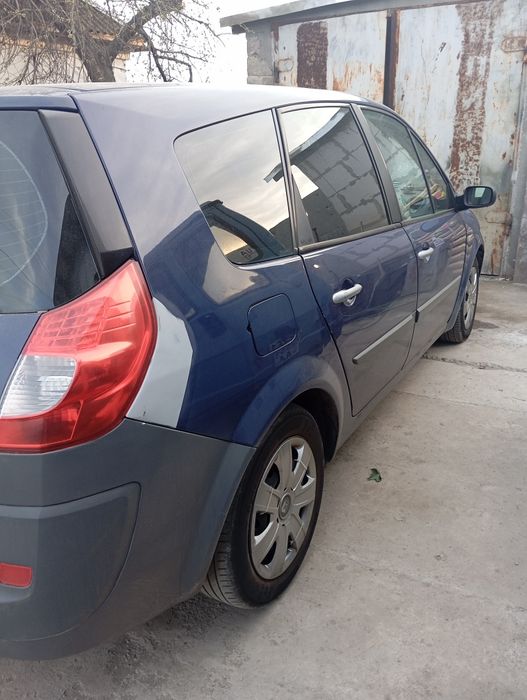 Рено гранд сценік