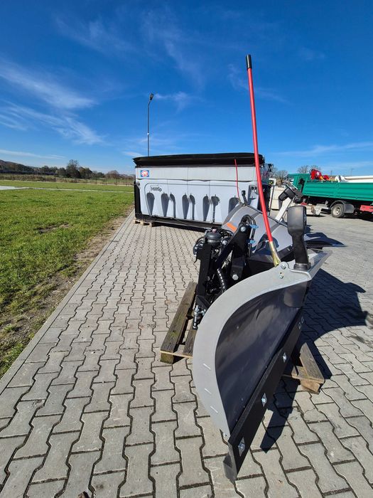 Pług odśnieżny SnowStriker™ 2900 VMP HILLTIP - HMF - nowy