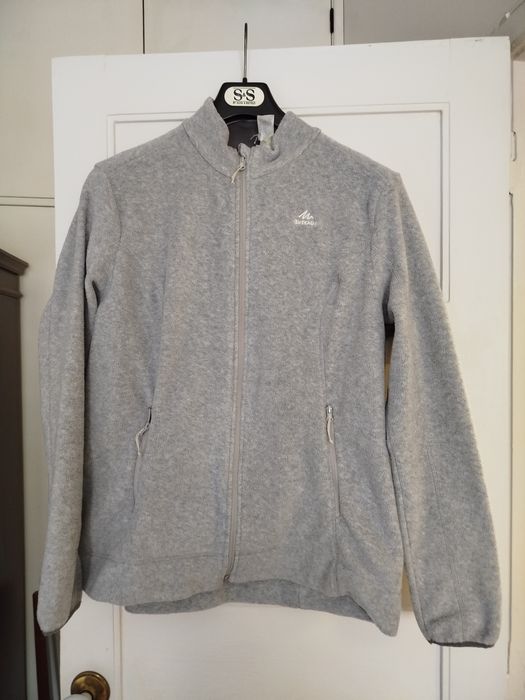 Casaco polar em cinza