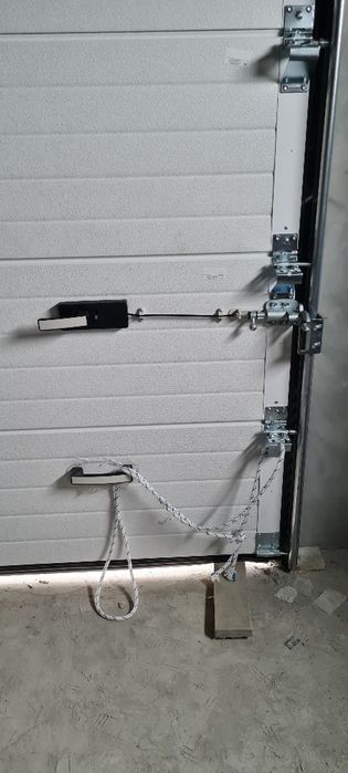 Гаражні ворота, гаражні ролети, автоматичні ворота