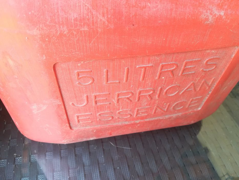 Jerrican Combustível 5 Lt