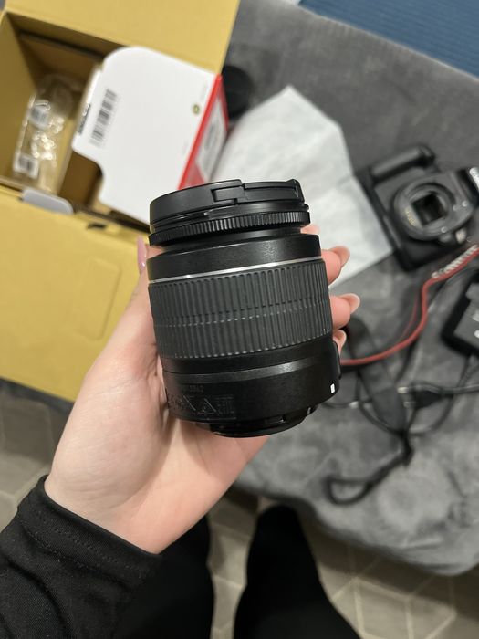 Камера Canon eos 4000d ef-s 18-55 iii kit