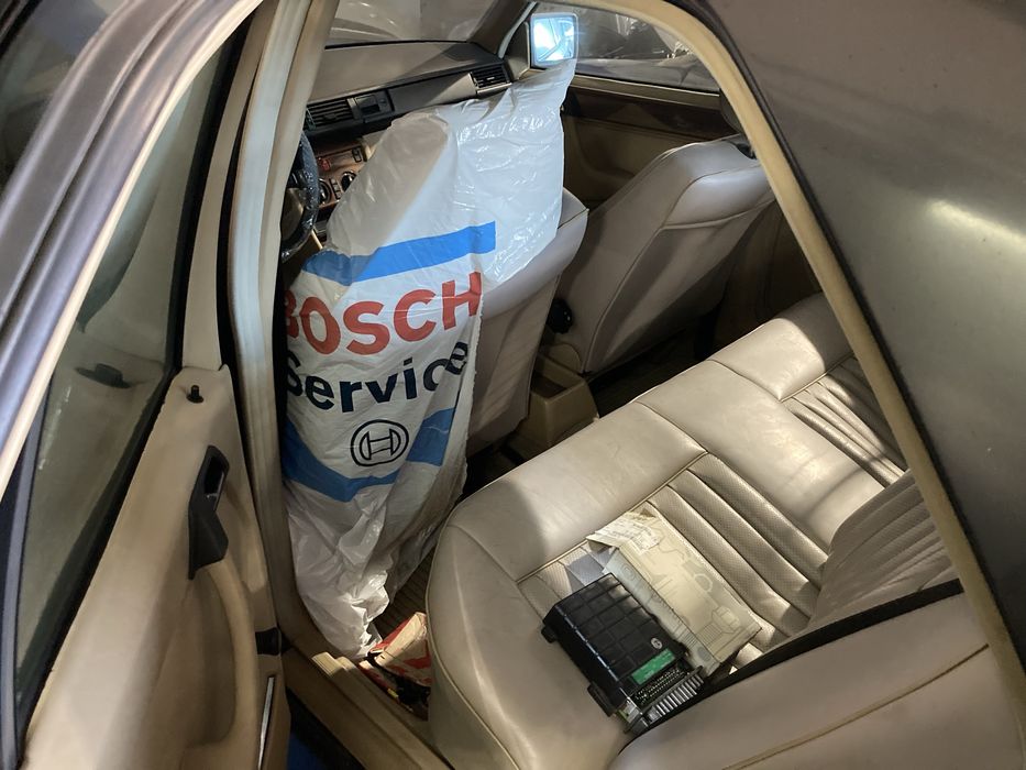 Mercedes 300E 12v de 85