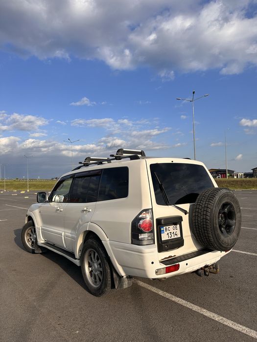 Mitsubishi Pajero 3 2005