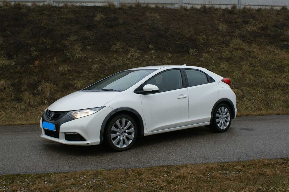 Honda Civic 1.4 Sport kamera rezerwacja