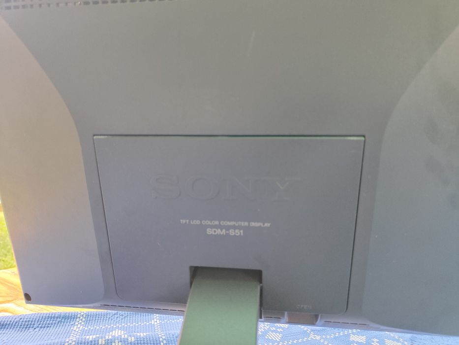 Монитор 15" Sony SDM-S51 (TFT LCD)