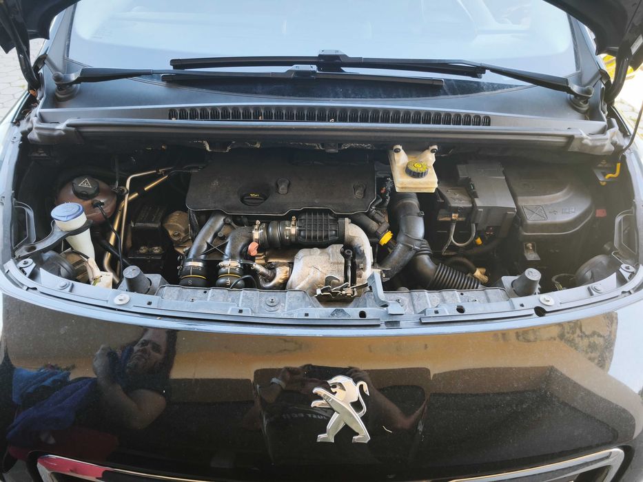 Peugeot 3008 1.6HDI ALLURE