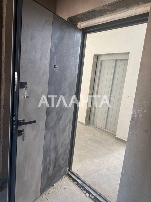 Продається 1к. квартира в новобудові по вул. Руська.