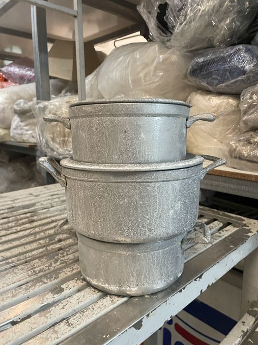 Tachos e panelas em aluminio fundido