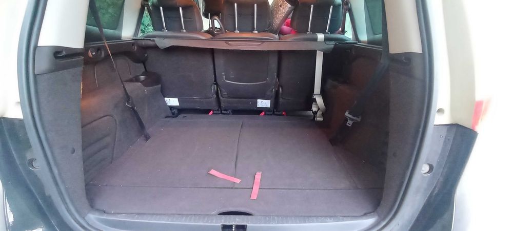 Renault Scénic Luxe 7 lugares