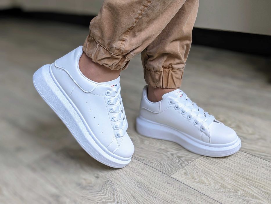 Жіночі кросівки кеди МАКВІН натуральна шкіра.Женские кроссовки маквины