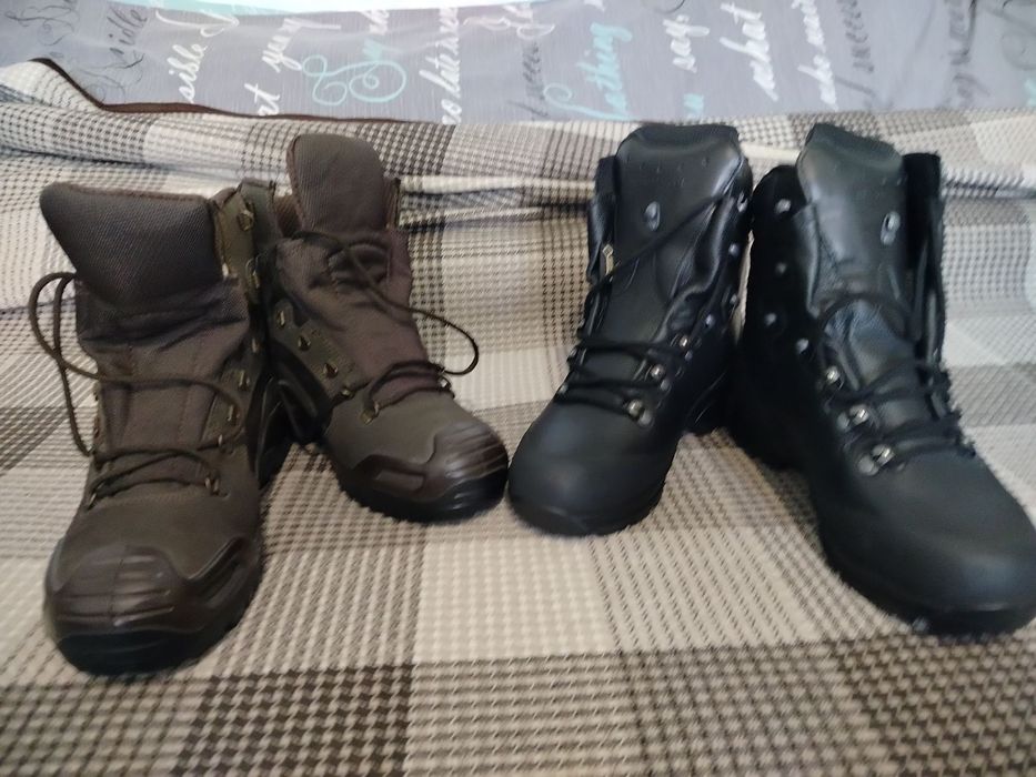 Взуття на  10+ років! Стан нових !40,42,43,44 + комплект