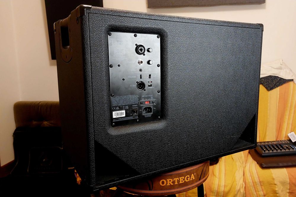 Coluna FRFR Laney LFR-112 - Para modeladores (QC, Fractal, Helix, etc)