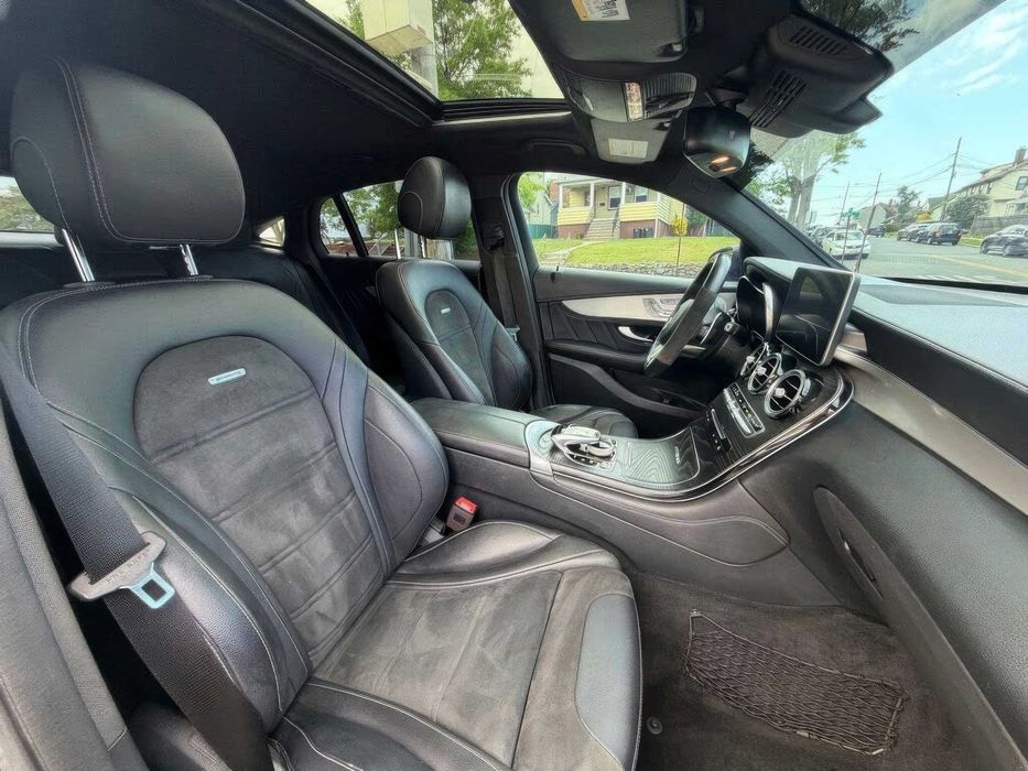 Mercedes-Benz Glc      2019