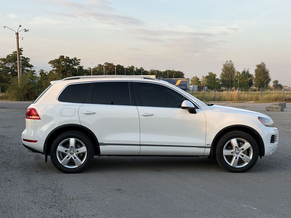 Продам Volkswagen Touareg 2012 Disel