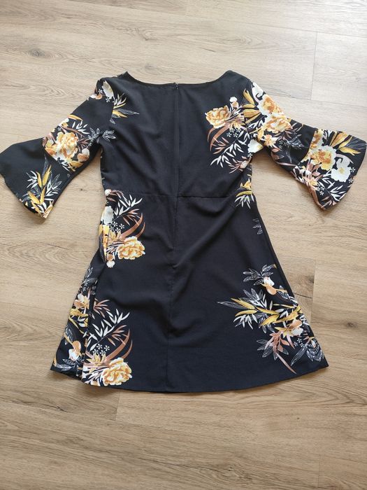 Sukienka kimono w żółte kwiaty
