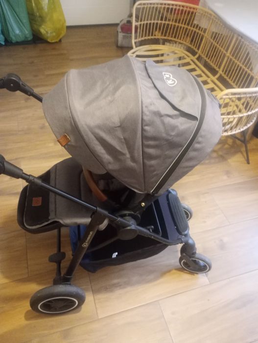 Sprzedam wózek spacerowy