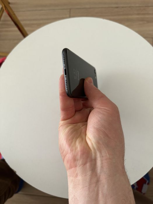 iphone 8 64 gb black ideał perfekcja kolekcjonerski
