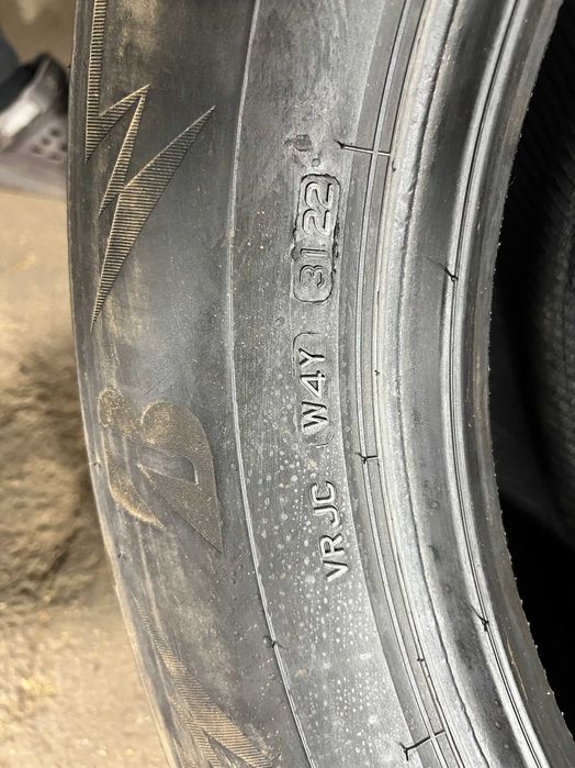 Без передоплати! Шини зима Б/В 255 60 18 Bridgestone арт. 4674