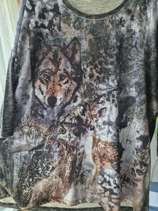 Bluzka ze zwierzakami