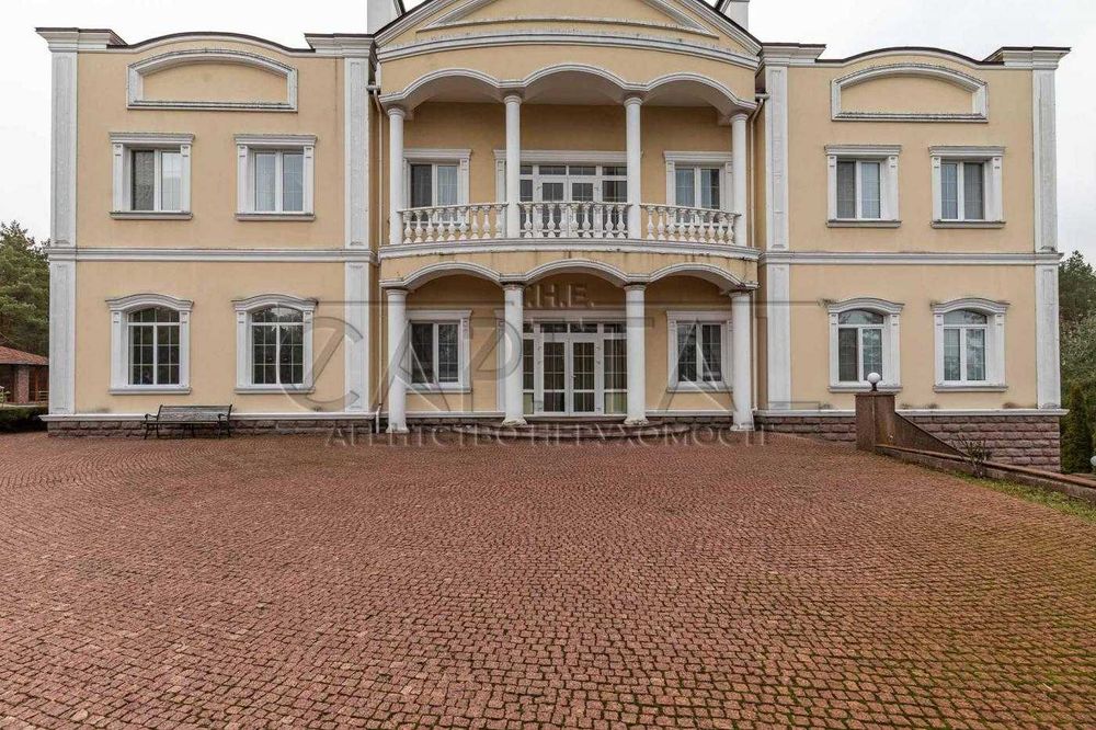 Продаж будинку з басейном, с. Хлепча, Васильківський р-н