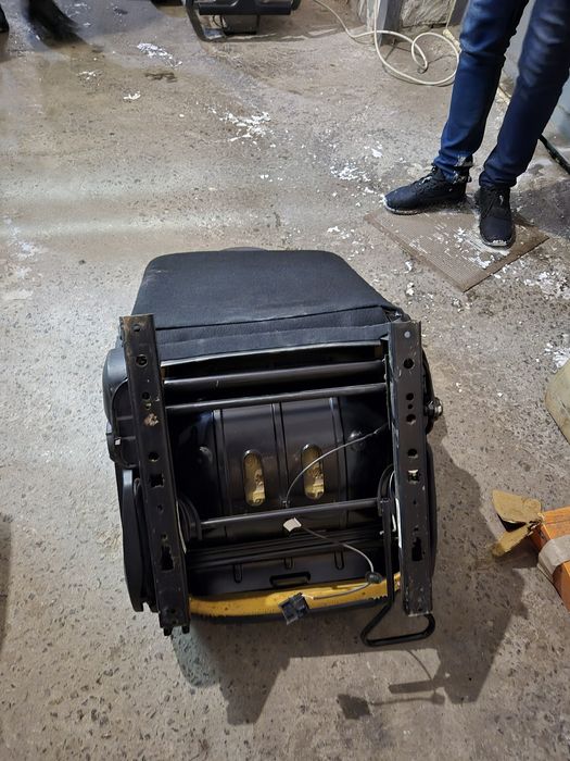 Сидіння Renault Master 3