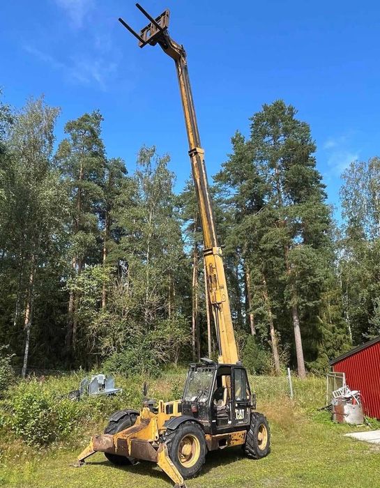 Навантажувач CAT TH63 Caterpillar TH63