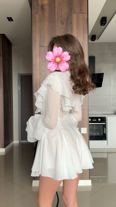 Сукня-комбінезон з рюшами