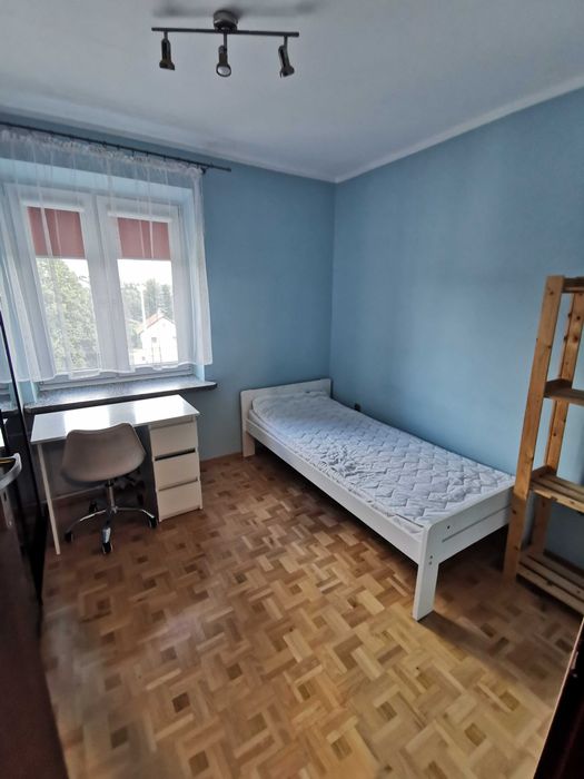 Dwa jednoosobowe pokoje obok szpitala na Lwowskiej.
