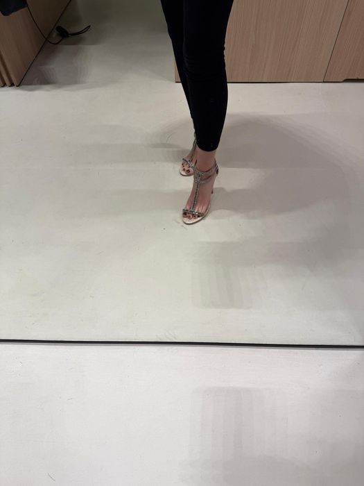 Buty szpileczki rozm. 39