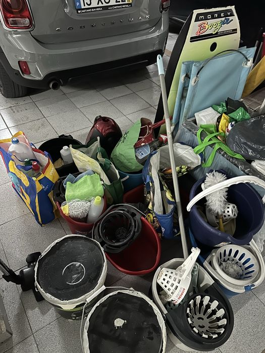 Aspiradores, Baldes, mopas, esfregonas, etc