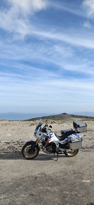 Honda Africa Twin 1100 DCT adventure sports versão aniversário ( jante 19 mais estradista)