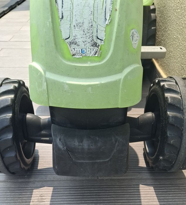 Carro a pedais criança