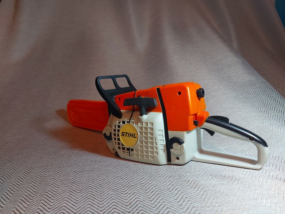 Motosserra de Brinquedo STIHL Antiga – Modelo dos anos 2000 - Artigo de Coleção
