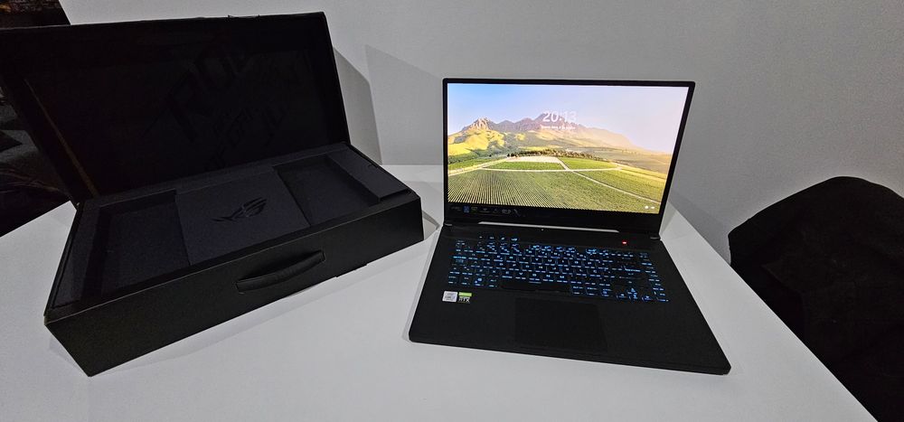 Portátil gaming ASUS ROG