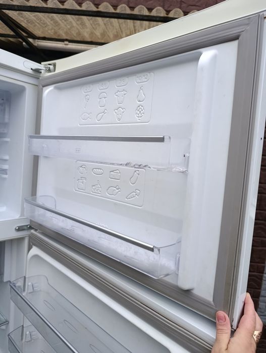 Продам холодильник