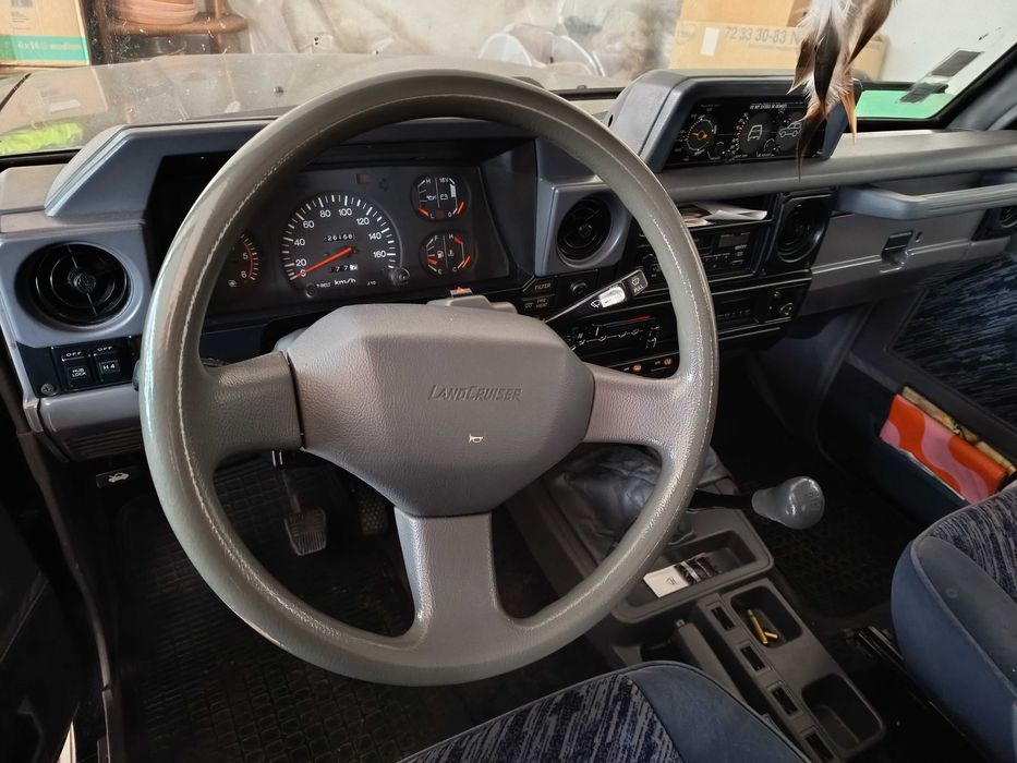 Toyota Land Cruiser KZJ70. Completamente Original, que nunca fez TT - uma RARIDADE