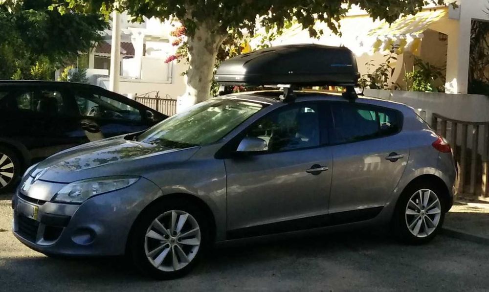 Mala Bermude 3300 c/  barras do tejadilho + porta bicicletas da Thule