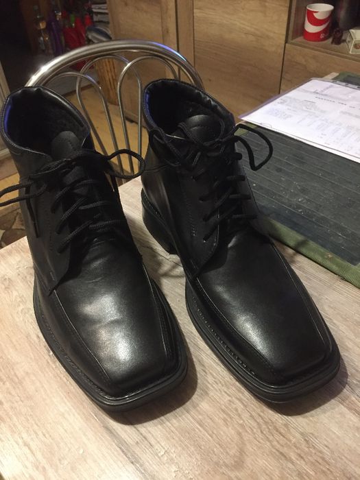 Nowe męskie buty
