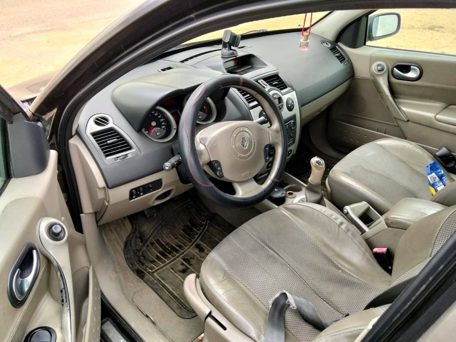 Vendo ou troco Renault Megane