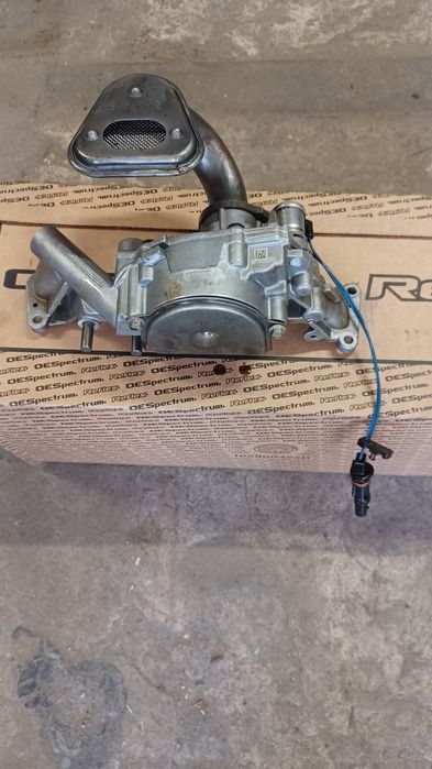 Масляный насос  , 3,6 пентастар