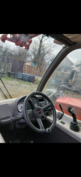 Продам телескопічний навантажувач