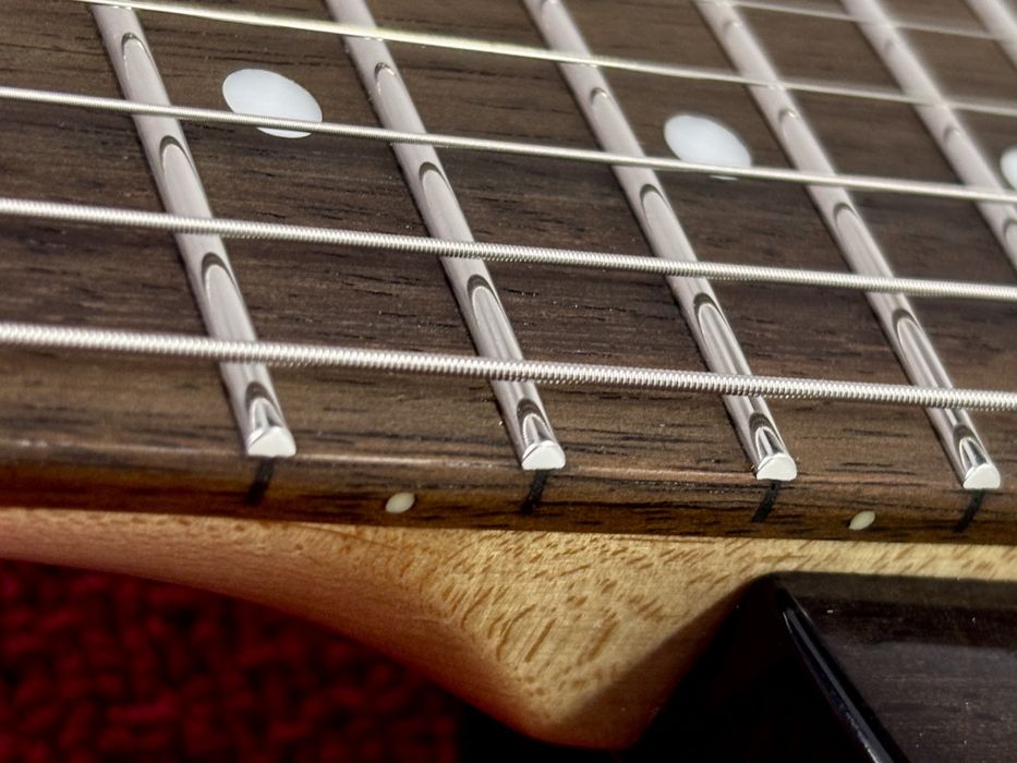 Cort Z42, struny Elixir, Progi Jescar USA, renowacja i ustawienie.