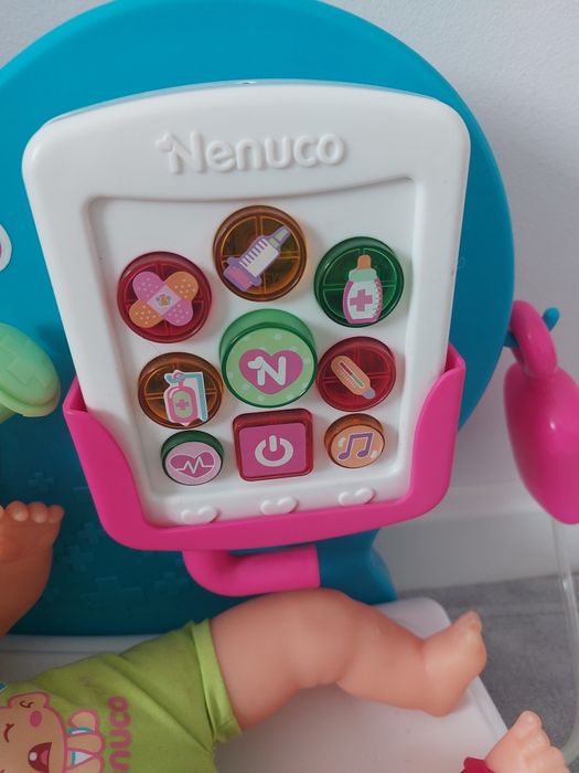 Nenuco - Médica: Bebé porque choras