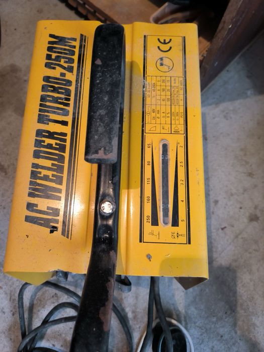 Продам зварювальний апарат